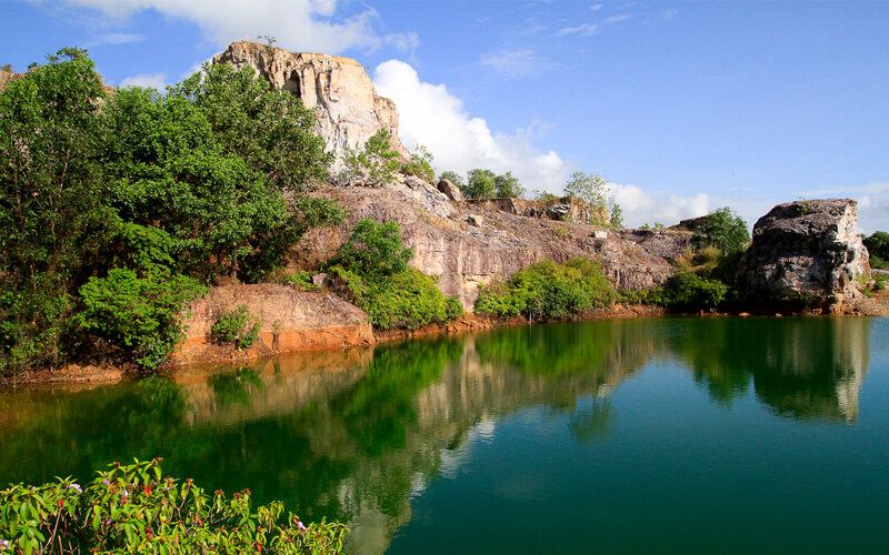 Khám Phá Những Địa Điểm Đẹp An Giang - Thiên Nhiên Hùng Vĩ và Gần Gũi